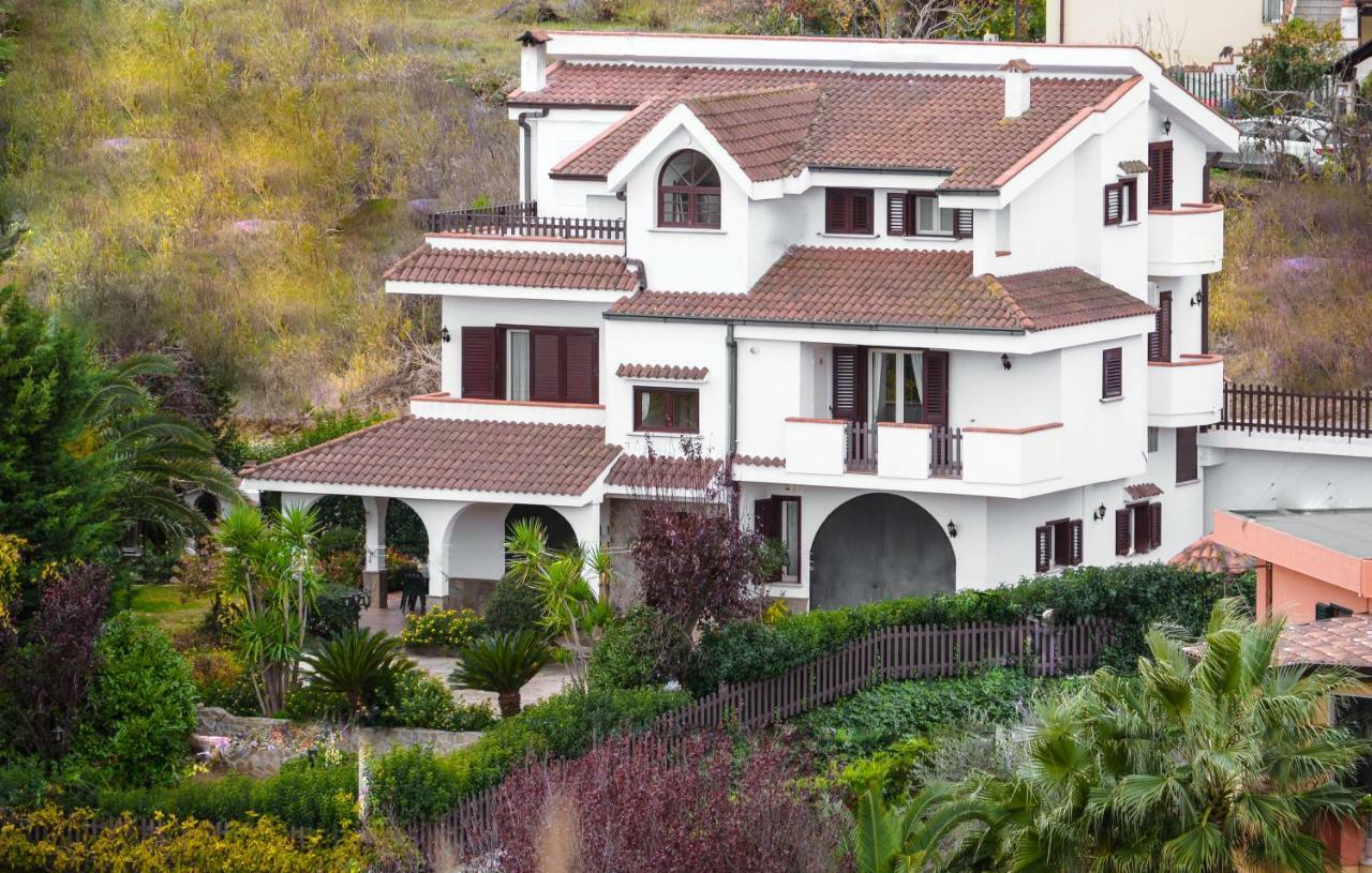 Domus Dams B&B Montescaglioso Bagian luar foto