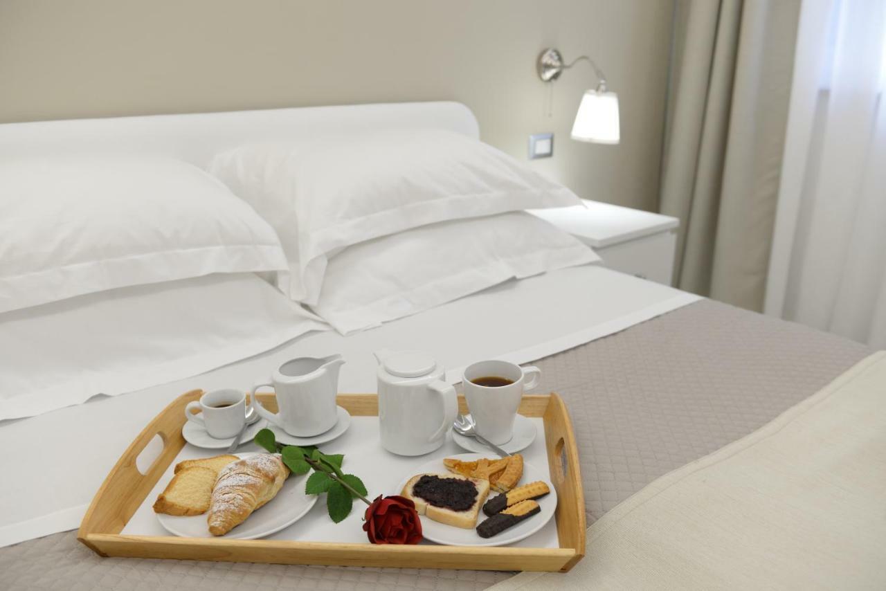 Domus Dams B&B Montescaglioso Bagian luar foto