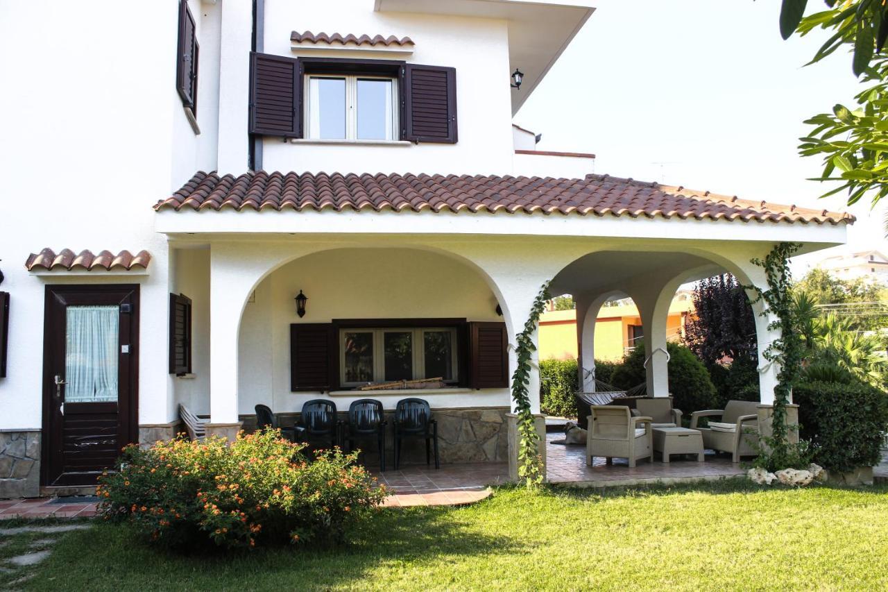 Domus Dams B&B Montescaglioso Bagian luar foto