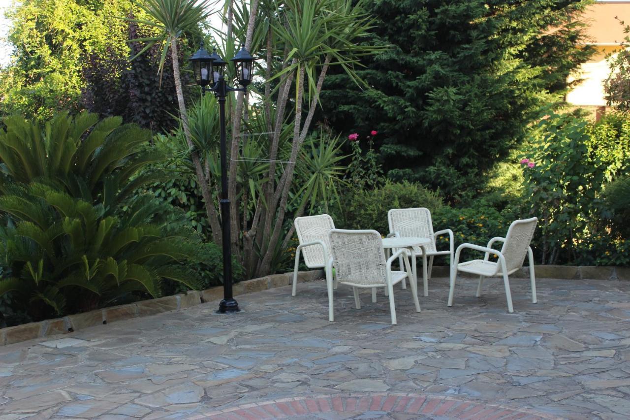 Domus Dams B&B Montescaglioso Bagian luar foto